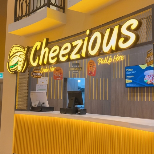 Cheezious Okara photos
